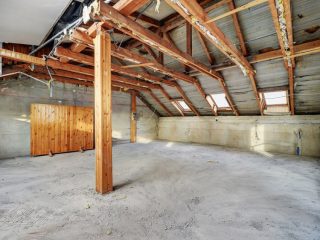 Eladó 200 m²-escsaládi ház XIX. Kerület (Felső-Kispest) , KÖ-KI közeli utca: 139'500'000 Ft