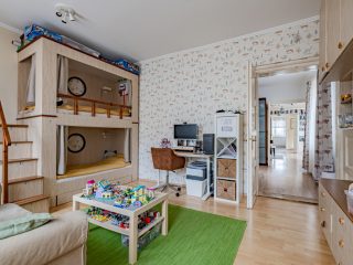 Eladó 100 m²-escsaládi ház XIX. Kerület (Kispest) , Kispest utca: 139'900'000 Ft