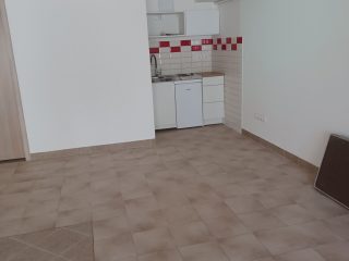 Kiadó 53 m²-escsaládi ház XIX. Kerület (Kispest) , Nádasdy utca közelében utca: 220'000 Ft