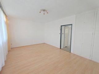 Eladó 50 m²-estársasházi lakás XIX. Kerület (Kispest) , Rákóczi utca: 49'900'000 Ft