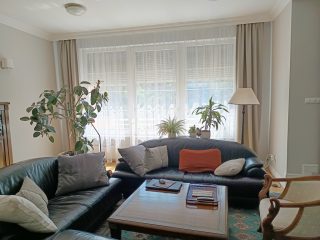 Eladó 387 m²-esikerház XIX. Kerület (Kispest) , Templom tér közelében: 289'000'000 Ft