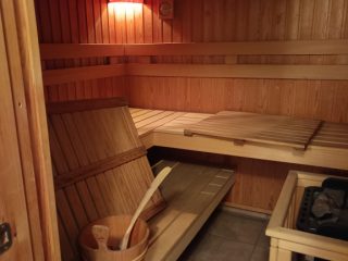 Eladó 387 m²-esikerház XIX. Kerület (Kispest) , Templom tér közelében: 289'000'000 Ft