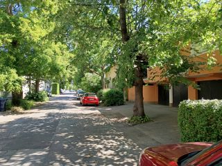 Eladó 387 m²-esikerház XIX. Kerület (Kispest) , Templom tér közelében: 289'000'000 Ft