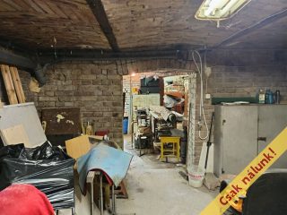 Eladó 33 m²-estársasházi lakás XIX. Kerület (Központ) , Ady Endre út: 29'900'000 Ft