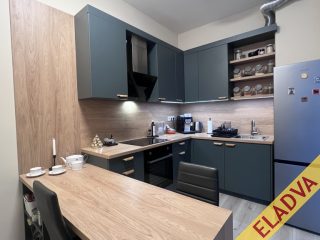 Eladó 43 m²-estársasházi lakás XIX. Kerület (Központ) , Báthory utca: 67'900'000 Ft