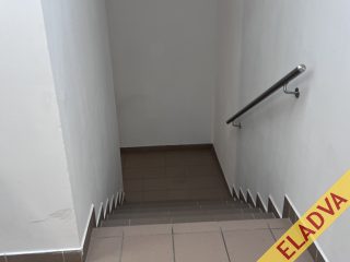 Eladó 43 m²-estársasházi lakás XIX. Kerület (Központ) , Báthory utca: 67'900'000 Ft