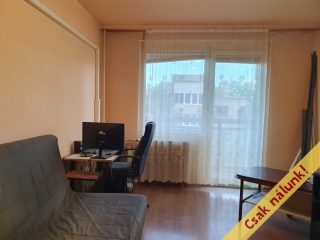 Eladó 35 m²-estársasházi lakás XIX. Kerület (Központ) , Csokonai utca: 42'000'000 Ft
