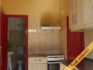 Eladó 35 m²-estársasházi lakás XIX. Kerület (Központ) , József Attila utca: 34'600'000 Ft