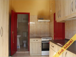 Eladó 35 m²-estársasházi lakás XIX. Kerület (Központ) , József Attila utca: 34'600'000 Ft