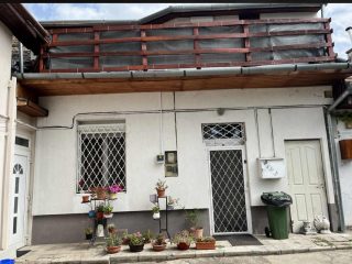 Eladó 52 m²-esházrész XIX. Kerület (Központ) , Kossuth Lajos utca: 47'000'000 Ft