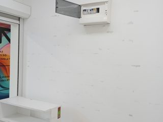 Kiadó 6 m²-esüzlet üzletházban XIX. Kerület (Központ) , Kossuth Lajos utca: 140'000 Ft