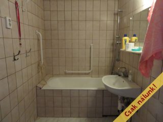 Eladó 50 m²-estársasházi lakás XIX. Kerület (Központ) , Kossuth tér közelében: 51'900'000 Ft