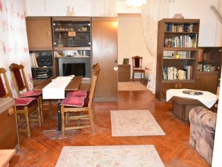 Eladó 46 m²-estársasházi lakás XIX. Kerület (Központ) , Templom  tér közelében: 49'990'000 Ft