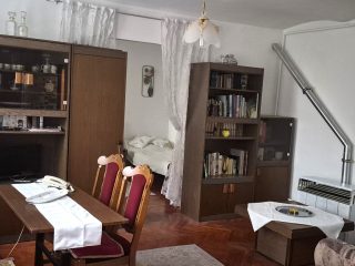 Eladó 46 m²-estársasházi lakás XIX. Kerület (Központ) , Templom  tér közelében: 49'990'000 Ft