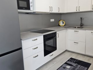 Kiadó 50 m²-estársasházi lakás XIX. Kerület (Központ) , Vak Bottyán út: 330'000 Ft