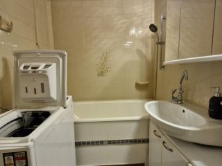 Kiadó 59 m²-estársasházi lakás XIX. Kerület (Lakótelep) , Csokonai utcában: 280'000 Ft