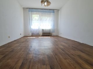Eladó 73 m²-estársasházi lakás XIX. Kerület (Lakótelep) , Fő utca: 83'900'000 Ft