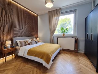 Eladó 73 m²-estársasházi lakás XIX. Kerület (Lakótelep) , Fő utca: 83'900'000 Ft