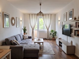 Eladó 73 m²-estársasházi lakás XIX. Kerület (Lakótelep) , Fő utca: 83'900'000 Ft