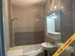 Eladó 50 m²-estársasházi lakás XIX. Kerület (Lakótelep) , Határ úthoz közel utca: 58'500'000 Ft