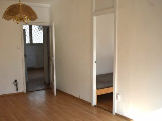 Eladó 57 m²-estársasházi lakás XIX. Kerület (Lakótelep) , József Attila utca: 63'000'000 Ft