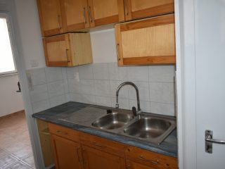 Eladó 57 m²-estársasházi lakás XIX. Kerület (Lakótelep) , József Attila utca: 63'000'000 Ft