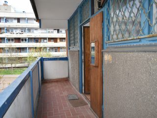 Eladó 57 m²-estársasházi lakás XIX. Kerület (Lakótelep) , József Attila utca: 63'000'000 Ft