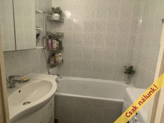 Eladó 53 m²-estársasházi lakás XIX. Kerület (Lakótelep) , Kispesti lakótelepen, Önkormányzat közelében: 64'900'000 Ft