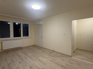 Kiadó 27 m²-estársasházi lakás XIX. Kerület (Lakótelep) , Lakótelepen: 175'000 Ft