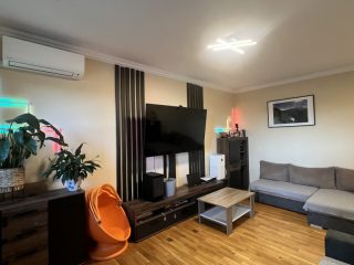 Eladó 74 m²-estársasházi lakás XIX. Kerület (Lakótelep) , Önkormányzat közelében: 89'900'000 Ft