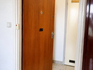 Eladó 27 m²-estársasházi lakás XIX. Kerület (Lakótelep) , Petőfi utca: 44'900'000 Ft