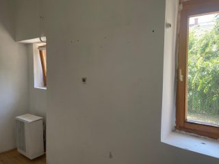 Eladó 42 m²-estársasházi lakás XIX. Kerület (Óváros) , Báthory utca: 52'900'000 Ft