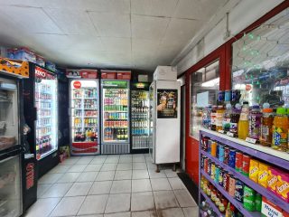 Eladó 33 m²-esüzlethelyiség utcai bejárattal XIX. Kerület (Óváros) , Hunyadi utca: 27'000'000 Ft