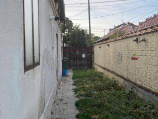 Eladó 135 m²-escsaládi ház XIX. Kerület (Óváros) , Kossuth Lajos utca: 72'900'000 Ft