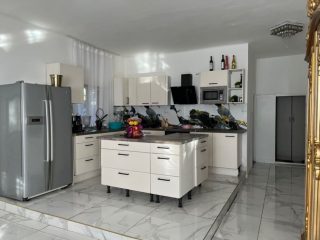 Eladó 188 m²-escsaládi ház XIX. Kerület (Óváros) , Óváros: 109'000'000 Ft