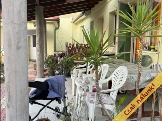 Eladó 270 m²-escsaládi ház XIX. Kerület (Óváros) , Óváros utca: 260'000'000 Ft