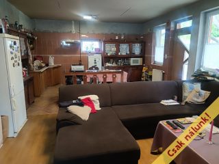 Eladó 192 m²-escsaládi ház XIX. Kerület (Óváros) , Vas Gereben utca: 119'000'000 Ft