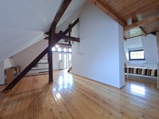 Kiadó 160 m²-estársasházi lakás XIX. Kerület (Wekerle) , KÓS KÁROLY tér: 500'000 Ft