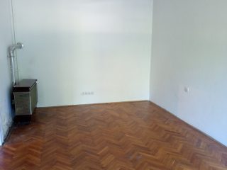 Kiadó 55 m²-estársasházi lakás XIX. Kerület (Wekerle) , Kós Károly tér: 260'000 Ft