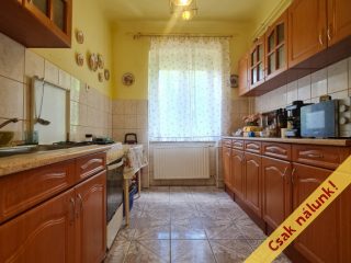 Eladó 45 m²-estársasházi lakás XIX. Kerület (Wekerle) , Mészáros Lőrinc utca: 75'000'000 Ft