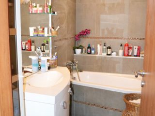 Eladó 187 m²-escsaládi ház XV. Kerület (Pestújhely) , Pestújhely: 164'900'000 Ft