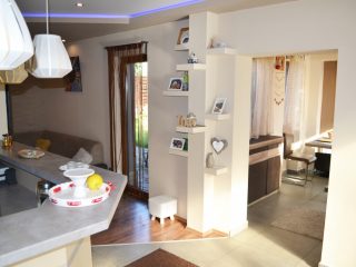 Eladó 187 m²-escsaládi ház XV. Kerület (Pestújhely) , Pestújhely: 164'900'000 Ft