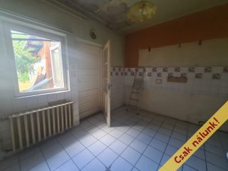 Eladó 711 m²-estelek XV. Kerület (Rákospalota) , Csajág utca: 69'000'000 Ft