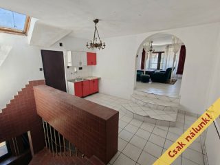 Eladó 210 m²-escsaládi ház XV. Kerület (Rákospalota) , Dessewffy Arisztid utca: 120'000'000 Ft