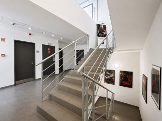 Kiadó 424 m²-esegyéb üzlethelyiség XV. Kerület (Rákospalota-Kertváros) , Felsőkert utca: 1'800'000 Ft