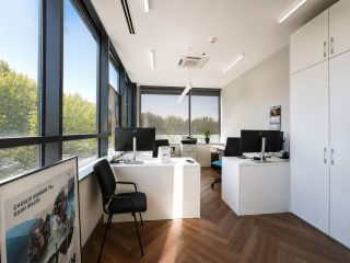 Kiadó 424 m²-esegyéb üzlethelyiség XV. Kerület (Rákospalota-Kertváros) , Felsőkert utca: 1'800'000 Ft