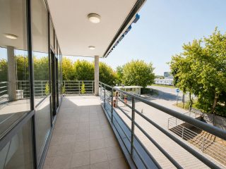 Kiadó 424 m²-esegyéb üzlethelyiség XV. Kerület (Rákospalota-Kertváros) , Felsőkert utca: 1'800'000 Ft
