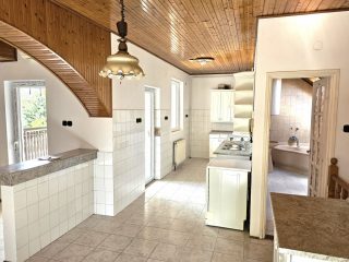 Eladó 120 m²-estársasházi lakás XV. Kerület (Rákospalota-Kertváros) , Veresegyházi utca: 109'000'000 Ft