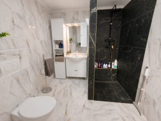 Eladó 170 m²-escsaládi ház XV. Kerület (Rákospalota Ófalu) , Rákospalota Ófalu: 135'000'000 Ft