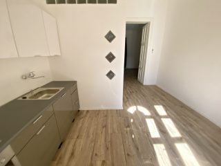 Eladó 39 m²-estársasházi lakás XV. Kerület (Rákospalota) , Pázmány Péter utca: 48'000'000 Ft